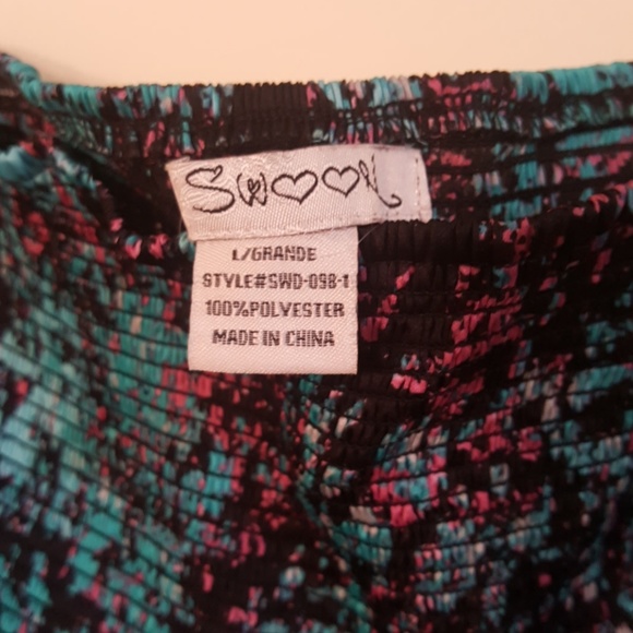 Sleeveless sharkbite handkerchief - Picture 4 of 6